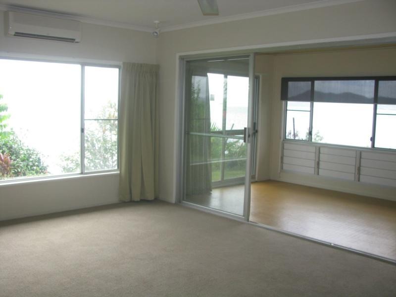 15 Mitchell Street, South Mission Beach QLD 4852