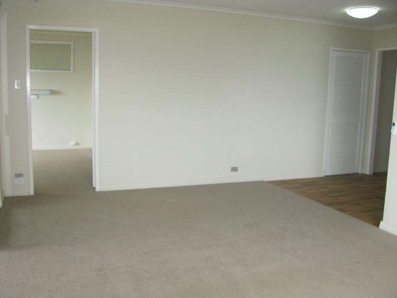 15 Mitchell Street, South Mission Beach QLD 4852