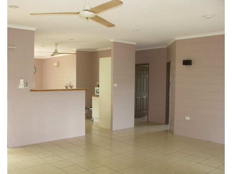 7 Royal Palm Drive, Mission Beach QLD 4852