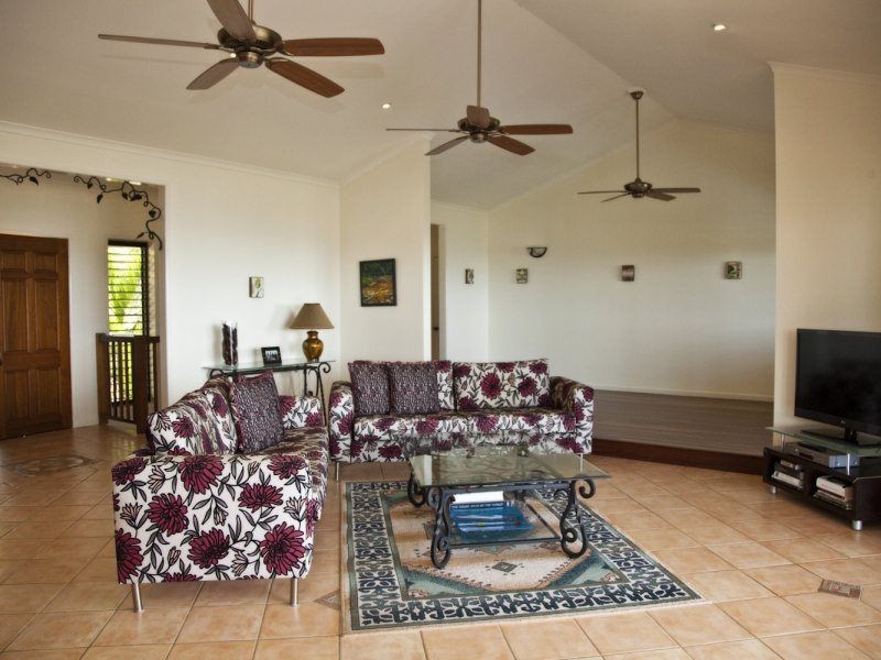 8/23 The Boulevard, South Mission Beach QLD 4852