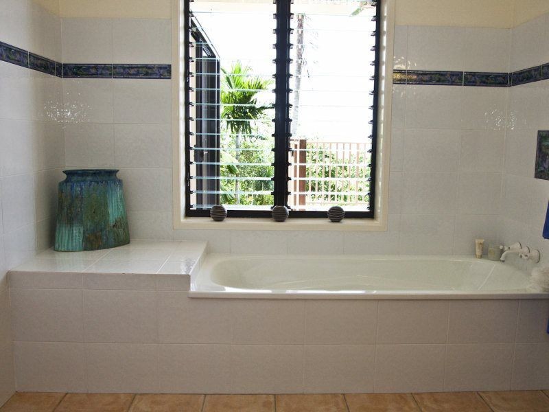 8/23 The Boulevard, South Mission Beach QLD 4852