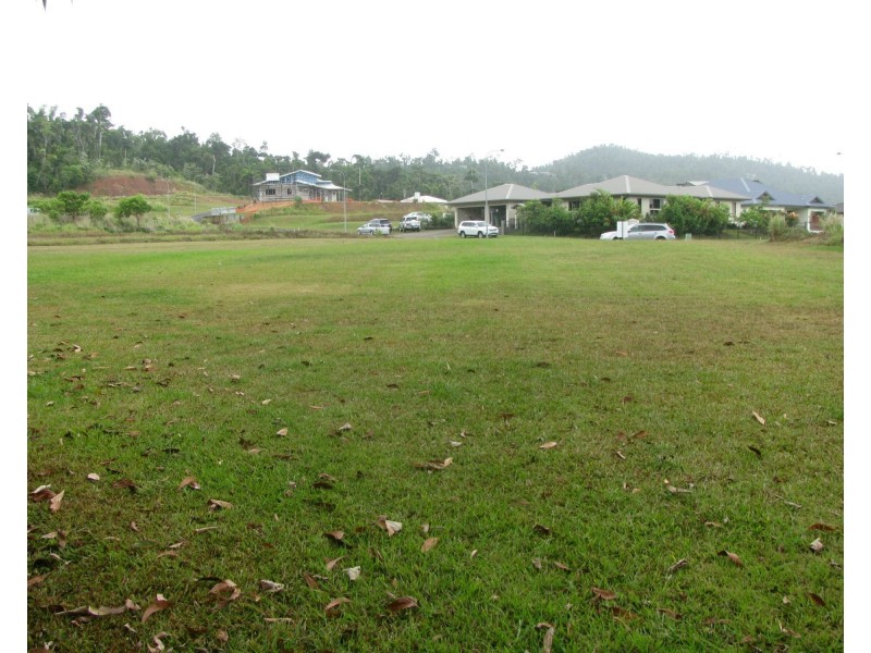 17 Oceanview Drive, Wongaling Beach QLD 4852