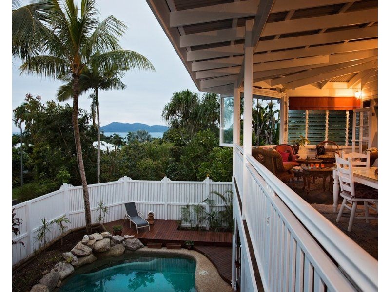17 Campbell Terrace, South Mission Beach QLD 4852