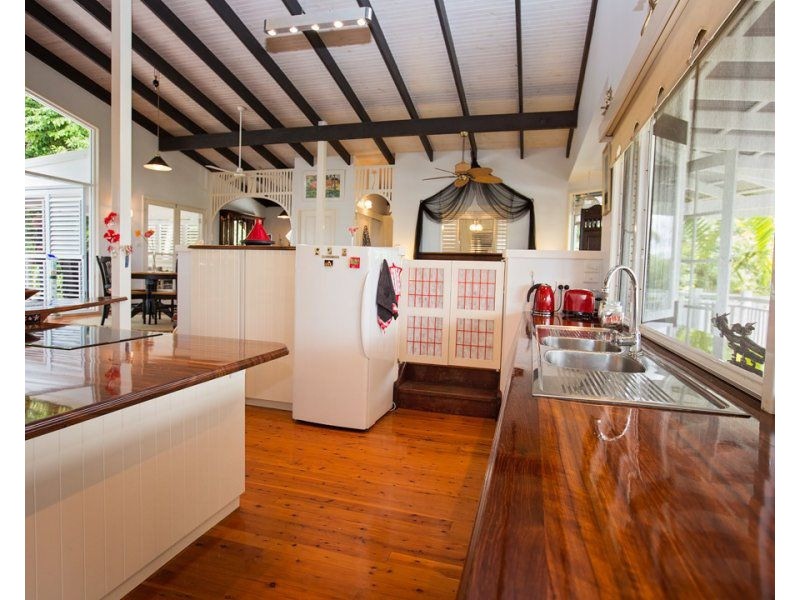 17 Campbell Terrace, South Mission Beach QLD 4852