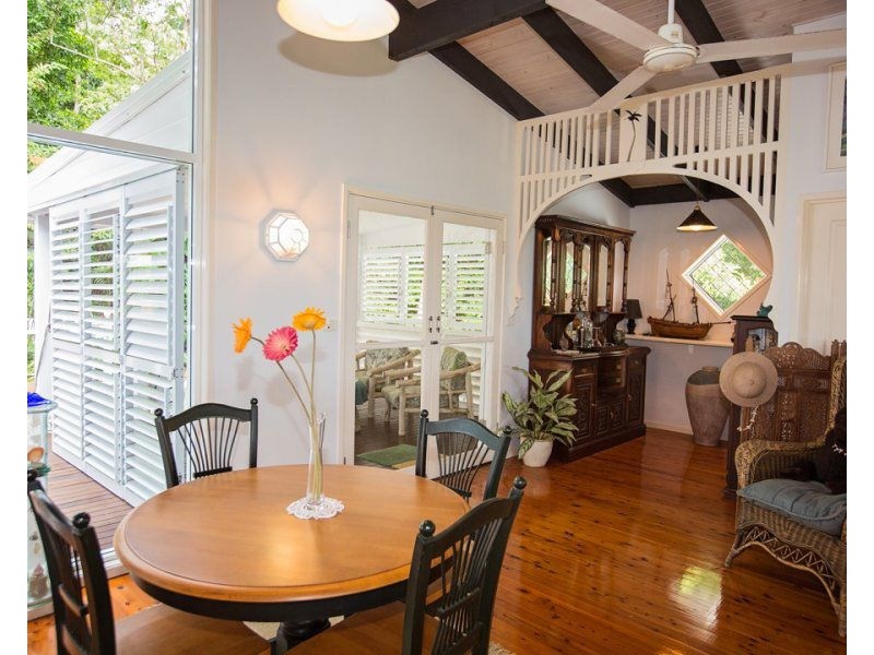 17 Campbell Terrace, South Mission Beach QLD 4852