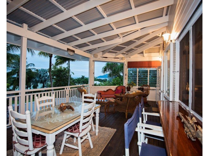 17 Campbell Terrace, South Mission Beach QLD 4852
