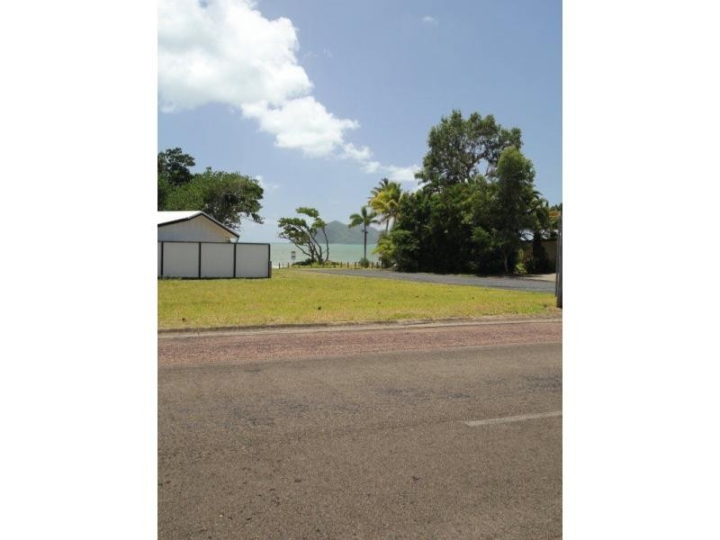 103 Reid Road, Wongaling Beach QLD 4852