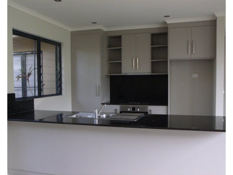 2/34 Mariner Drive, South Mission Beach QLD 4852