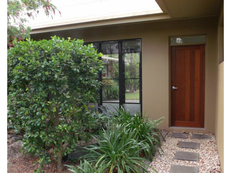 2/34 Mariner Drive, South Mission Beach QLD 4852