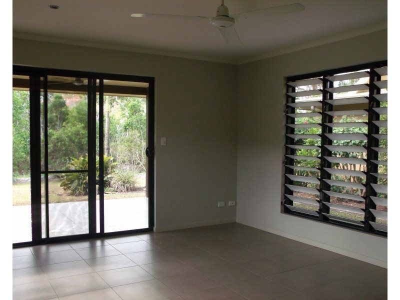 2/34 Mariner Drive, South Mission Beach QLD 4852