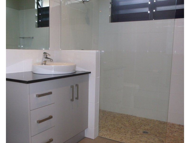 2/34 Mariner Drive, South Mission Beach QLD 4852