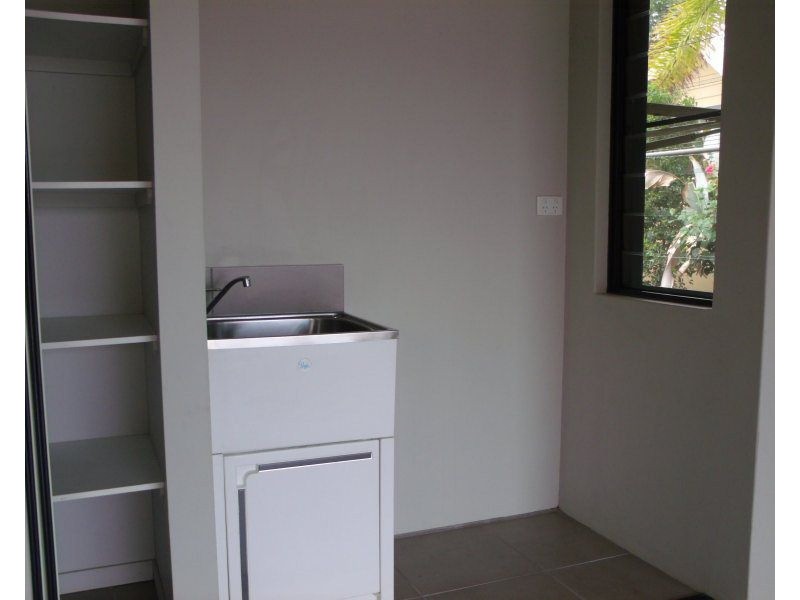 2/34 Mariner Drive, South Mission Beach QLD 4852