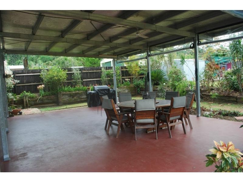 4 Maple Terrace, Tully QLD 4854