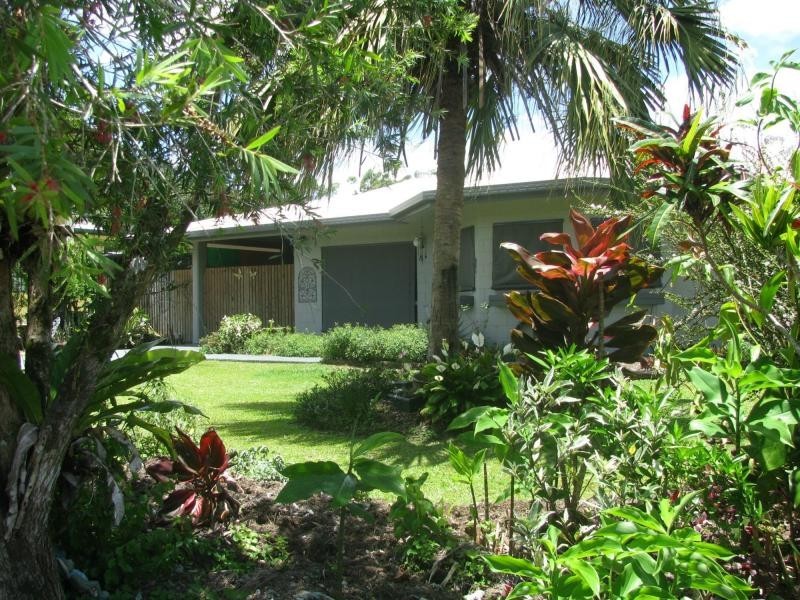 4 Maple Terrace, Tully QLD 4854