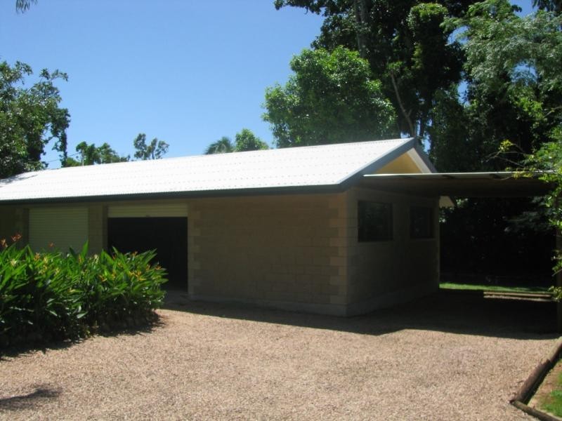 5 Kurrajong Close, Wongaling Beach QLD 4852