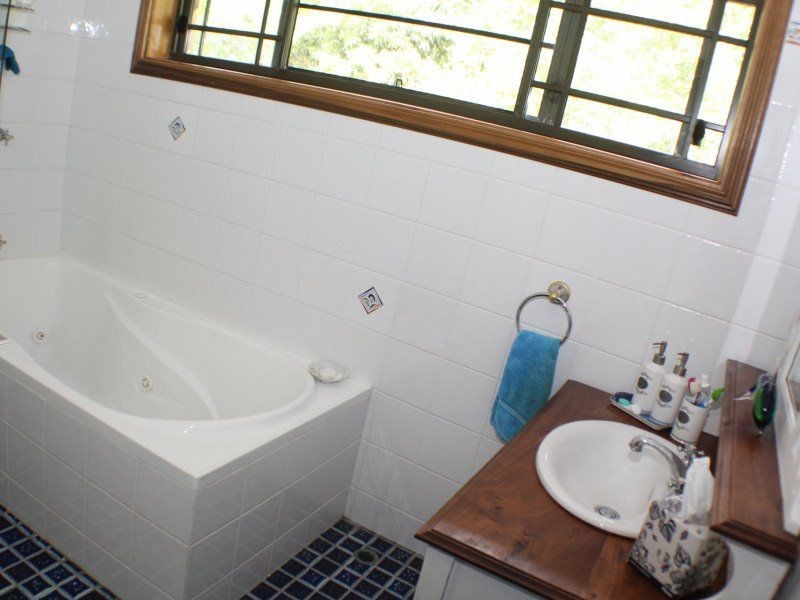 5 Kurrajong Close, Wongaling Beach QLD 4852