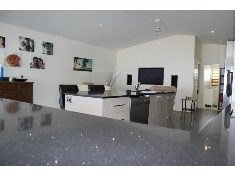 46 Kennedy Esplanade, South Mission Beach QLD 4852