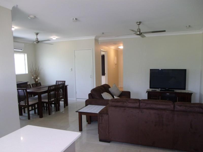 8/22 Wongaling Beach Road, Wongaling Beach QLD 4852