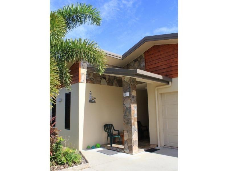 42 Conch Street, Mission Beach QLD 4852