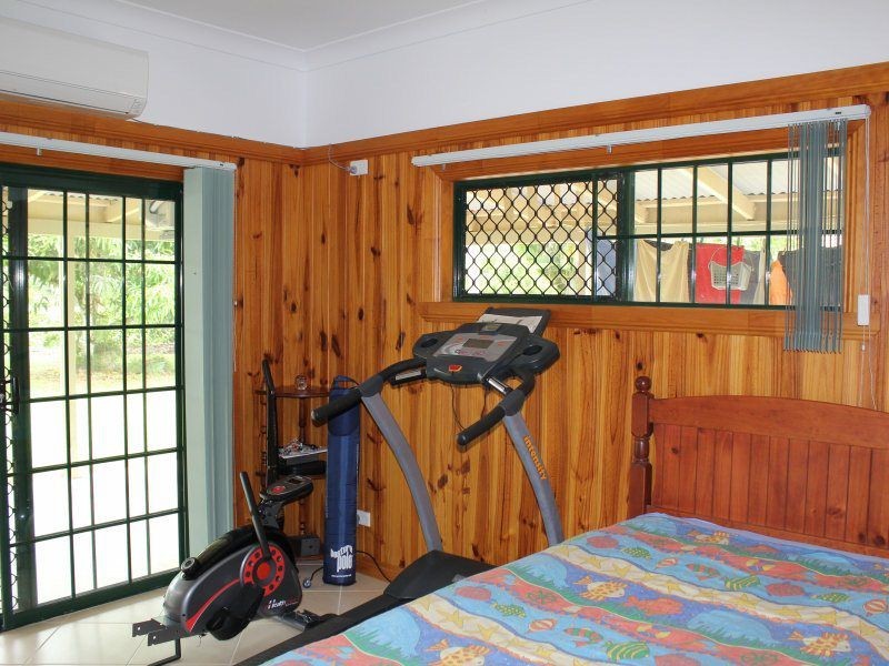 80 Paradise Palm Drive, Tully Heads QLD 4854