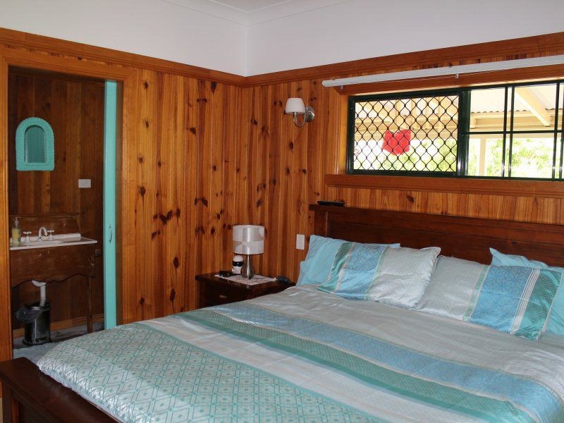 80 Paradise Palm Drive, Tully Heads QLD 4854