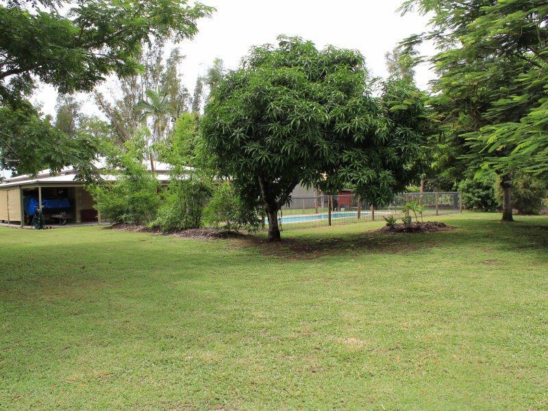80 Paradise Palm Drive, Tully Heads QLD 4854