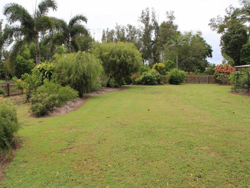 80 Paradise Palm Drive, Tully Heads QLD 4854