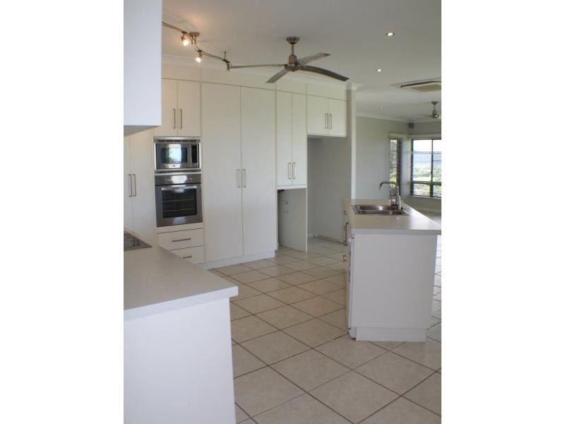 41 Stuart Drive, Feluga QLD 4854