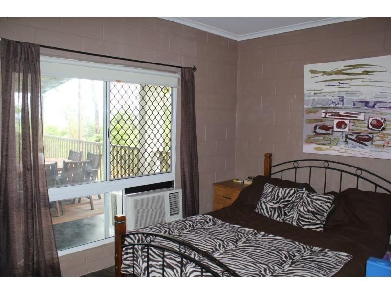 26 Maple Terrace, Tully QLD 4854