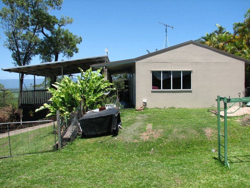 26 Maple Terrace, Tully QLD 4854