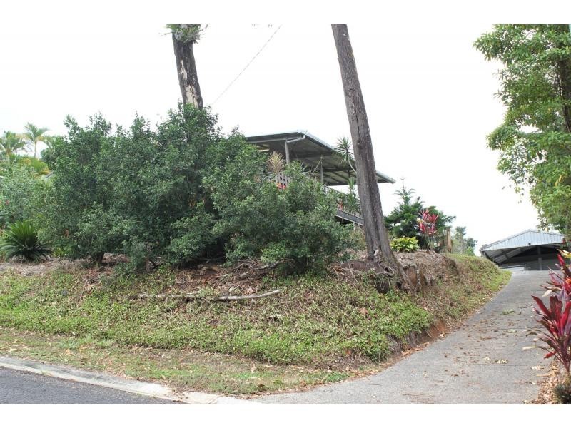 26 Maple Terrace, Tully QLD 4854