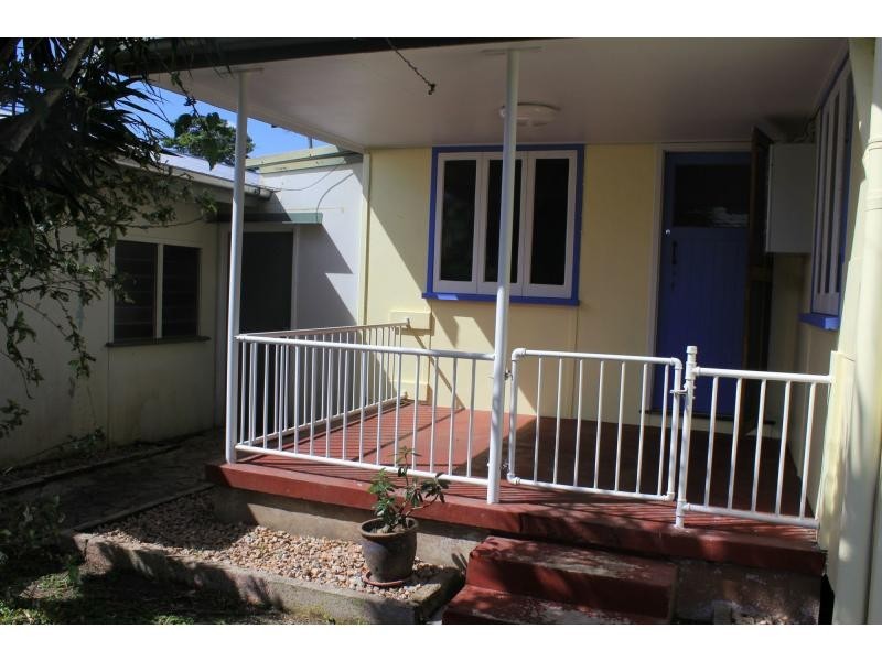 49 Bruce Highway, El Arish QLD 4855