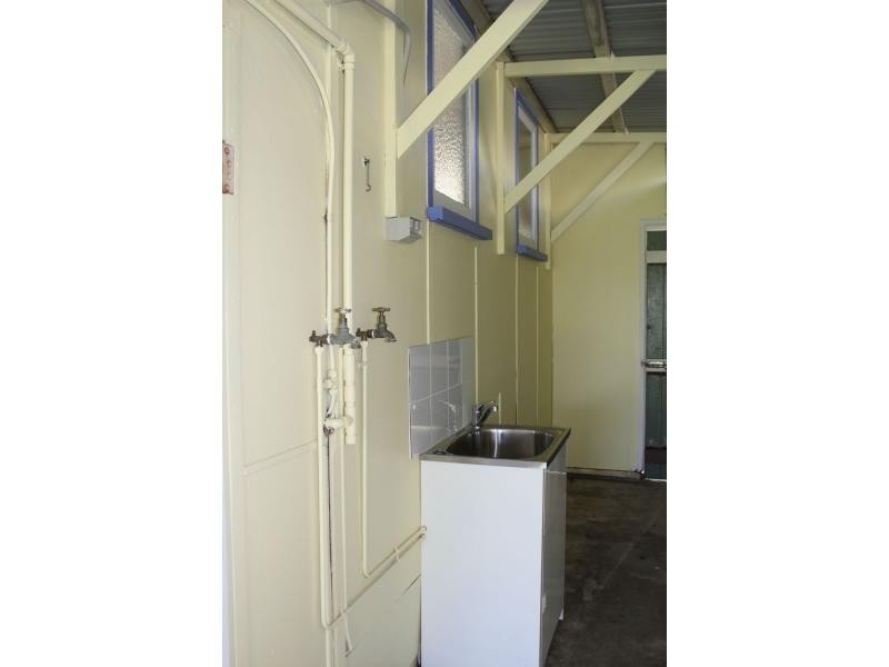 49 Bruce Highway, El Arish QLD 4855