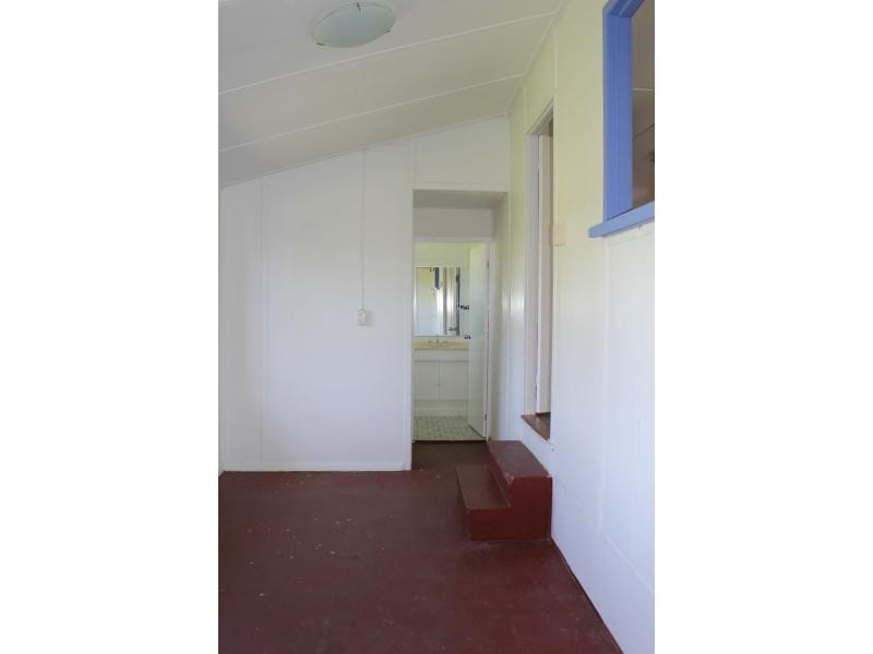 49 Bruce Highway, El Arish QLD 4855