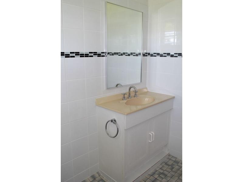 49 Bruce Highway, El Arish QLD 4855