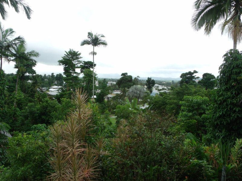 26 Hyatt Street, Tully QLD 4854