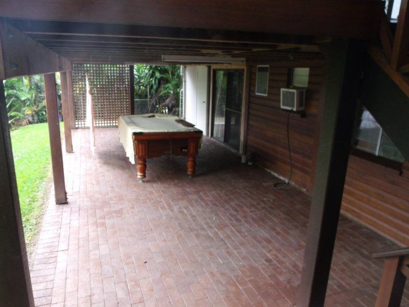 26 Hyatt Street, Tully QLD 4854