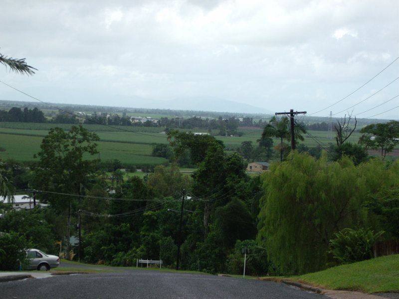 26 Hyatt Street, Tully QLD 4854