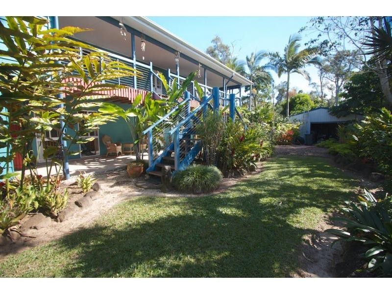 39 Holland Street, Wongaling Beach QLD 4852