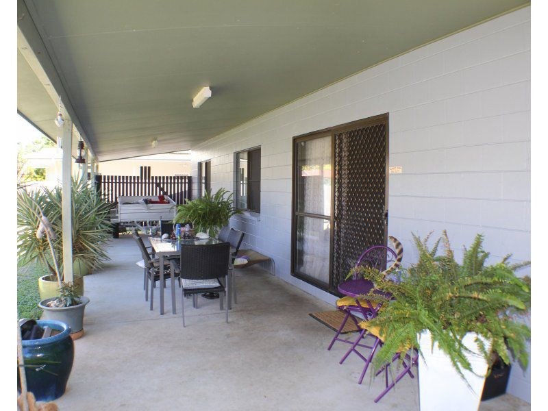 13 Buccaneer Street, South Mission Beach QLD 4852