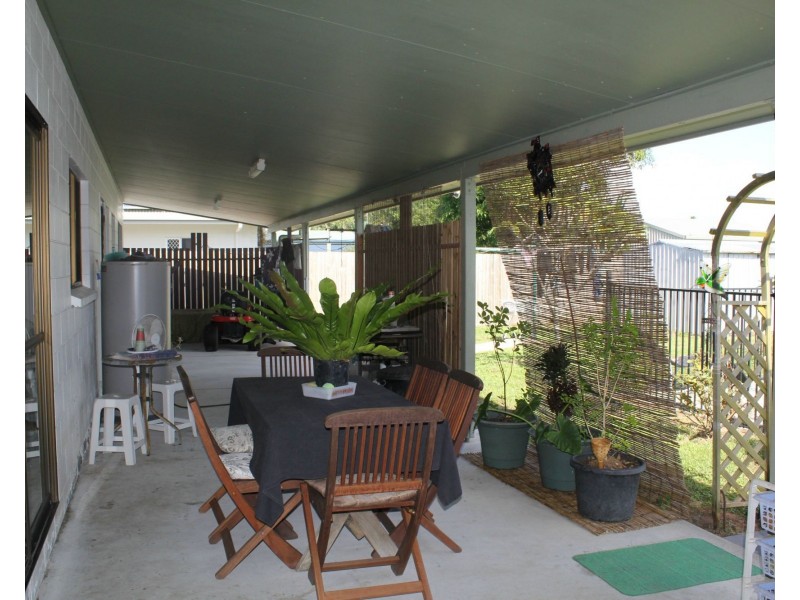 13 Buccaneer Street, South Mission Beach QLD 4852