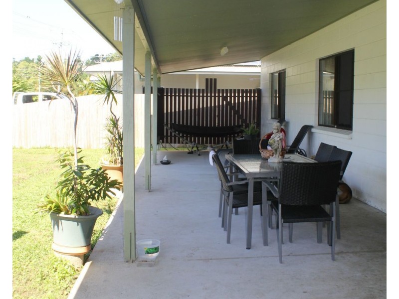 13 Buccaneer Street, South Mission Beach QLD 4852
