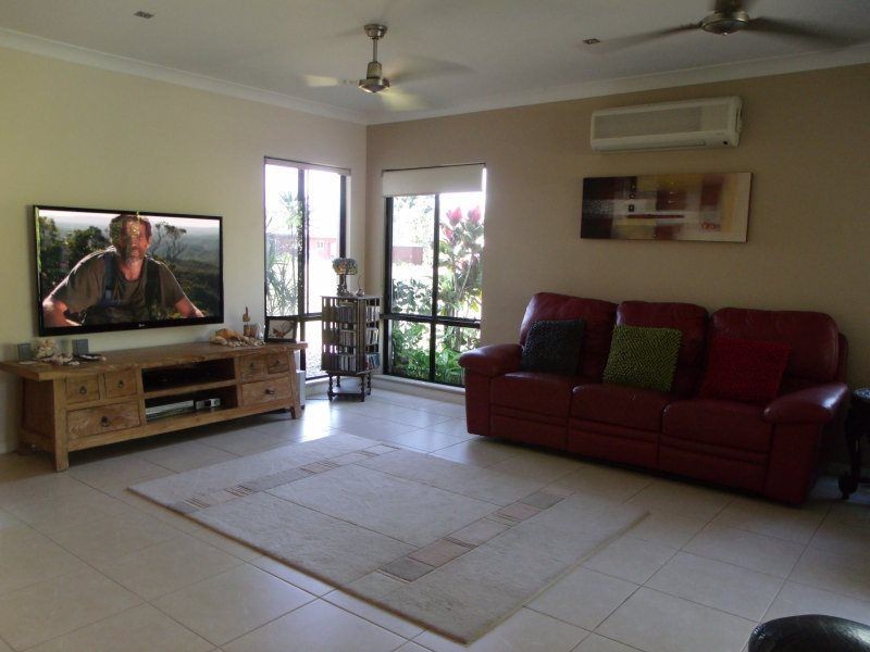 15 Spinnaker Street, South Mission Beach QLD 4852