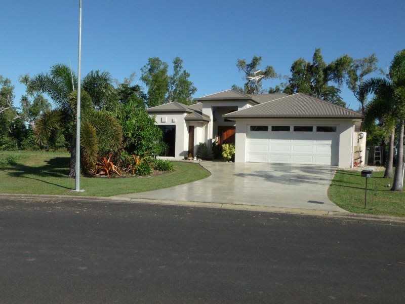 15 Spinnaker Street, South Mission Beach QLD 4852