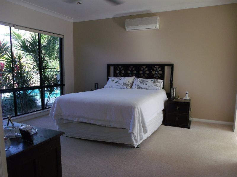 15 Spinnaker Street, South Mission Beach QLD 4852
