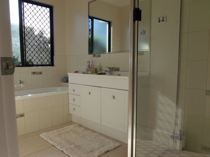 15 Spinnaker Street, South Mission Beach QLD 4852