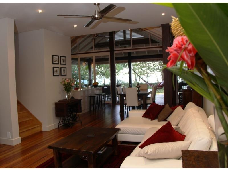 2/2B Reid Road, Wongaling Beach QLD 4852