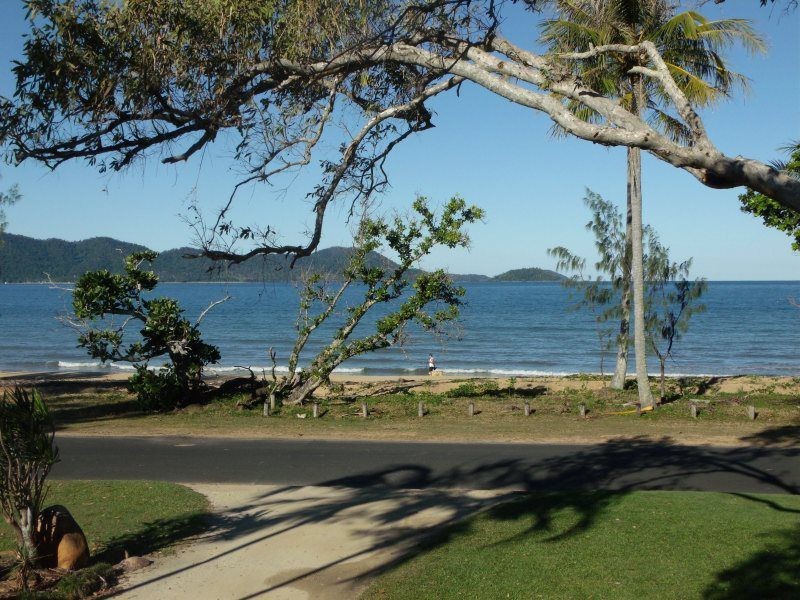 84 Kennedy Esplanade, South Mission Beach QLD 4852