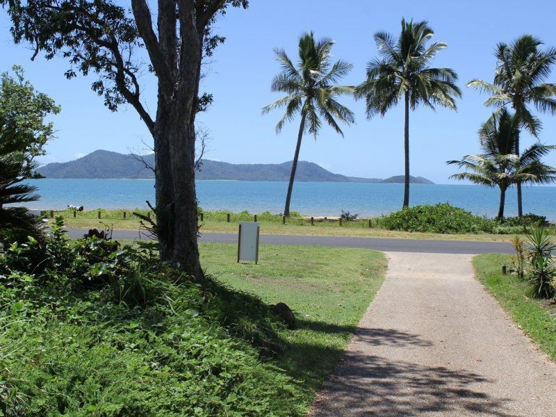 78 Kennedy Esplanade, South Mission Beach QLD 4852