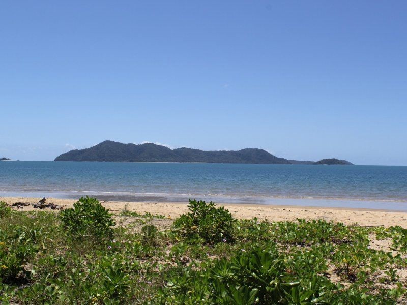 78 Kennedy Esplanade, South Mission Beach QLD 4852